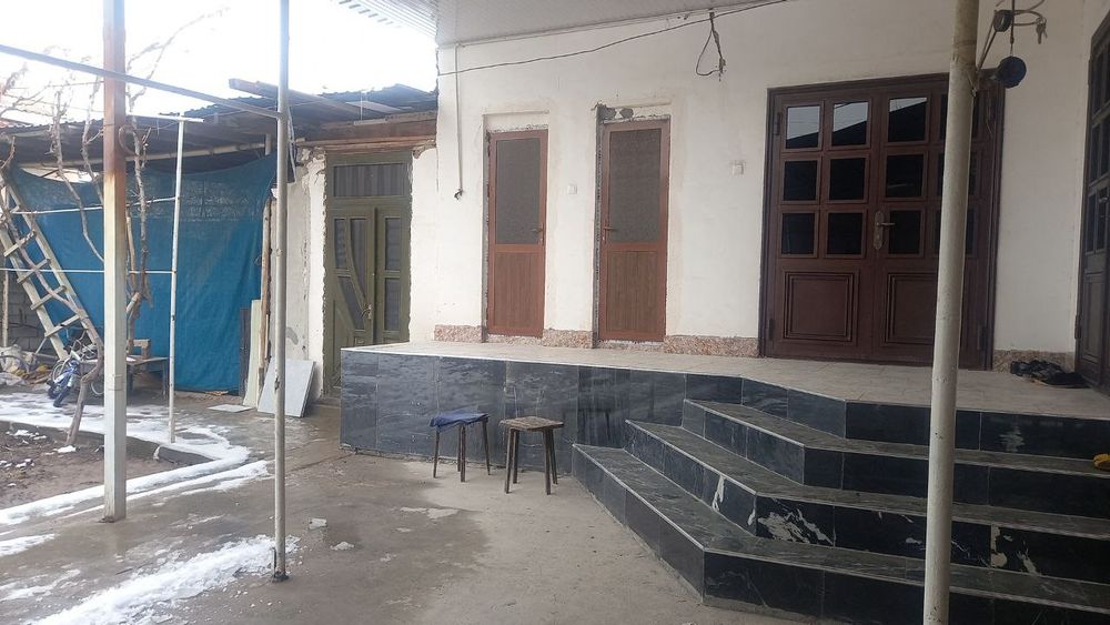 Продается участок 3,25 + 4,5 сотки Карасу Авайхон