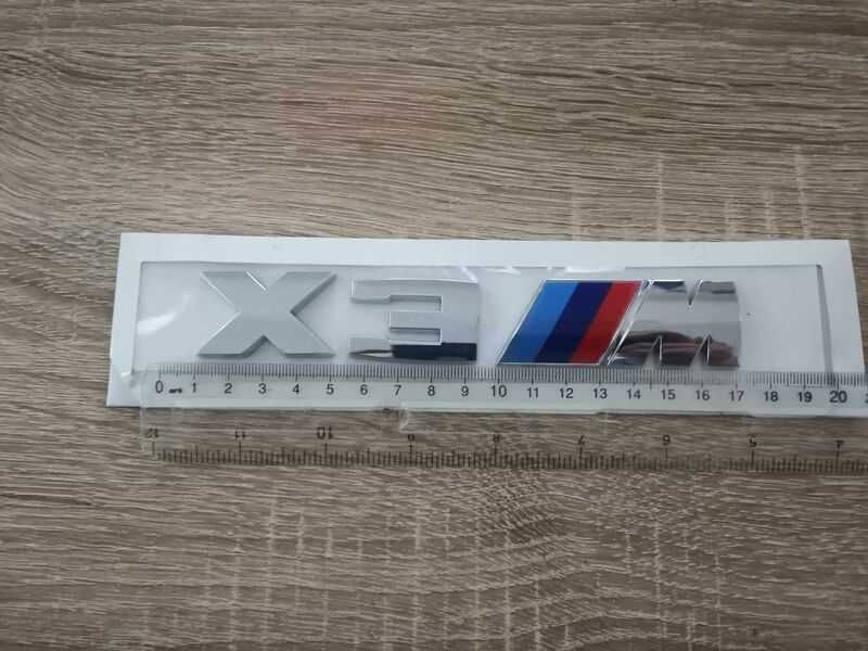 BMW X3 M сребриста емблема