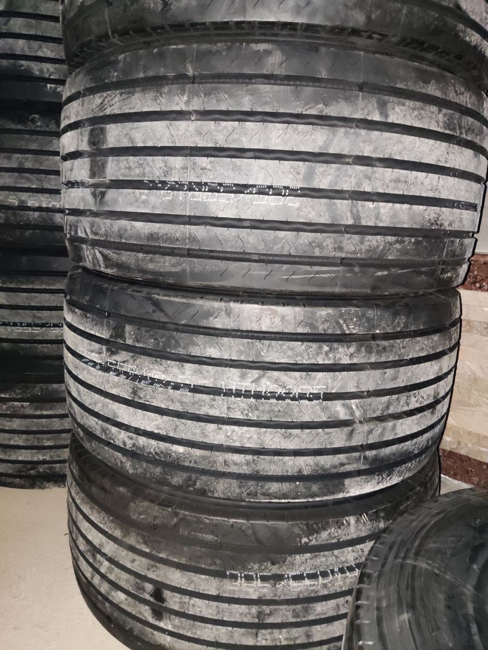 Шины 445/45R19.5