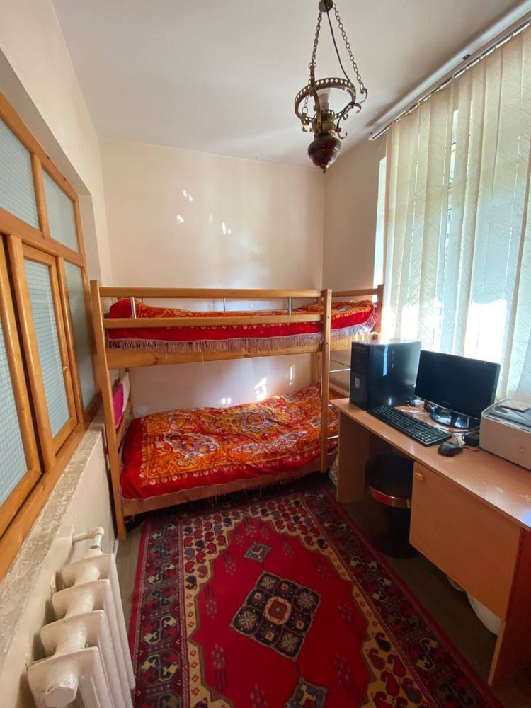 Sergeli 4 3 xona 4 xonali qilingan 1 etaj uy sotiladi