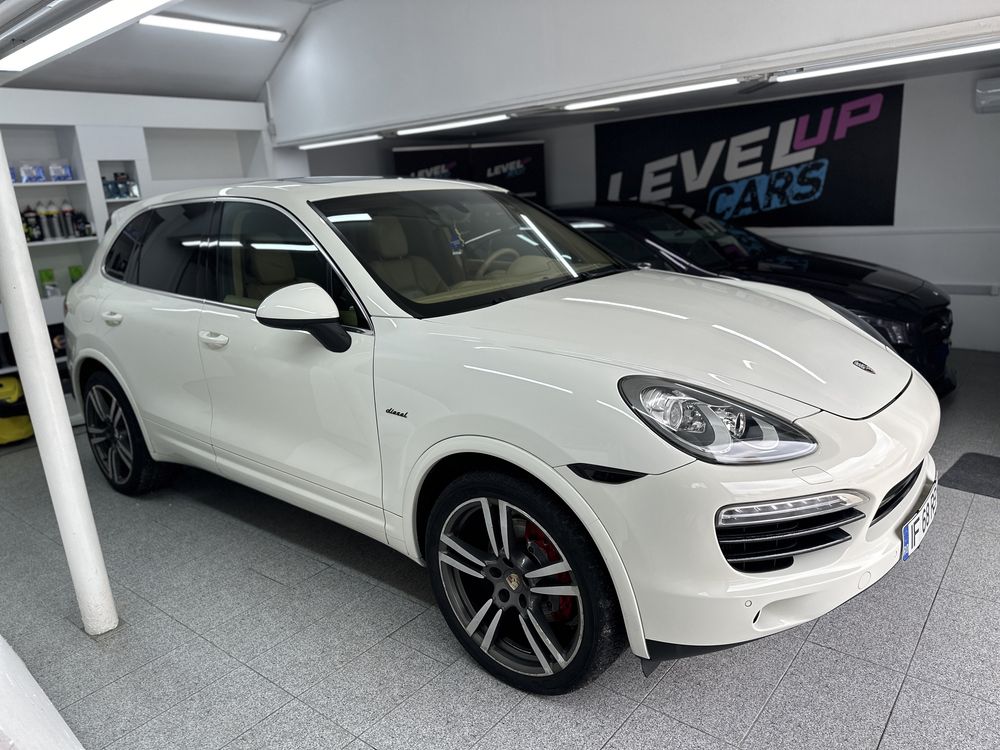 Porsche cayenne , proprietar !