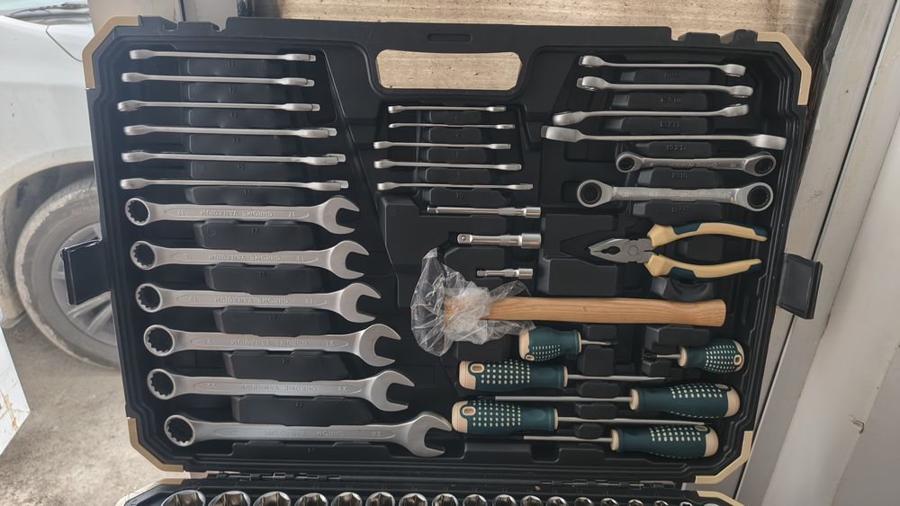 набор ключей 202 новое