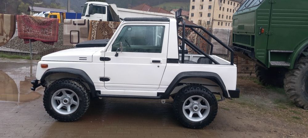 Suzuki samurai 410