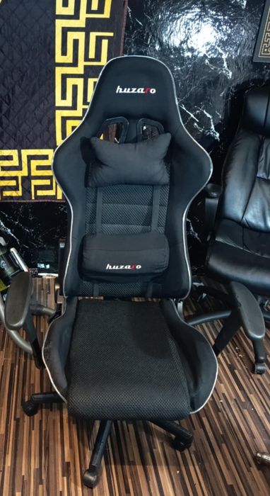 Gaming стол със usb