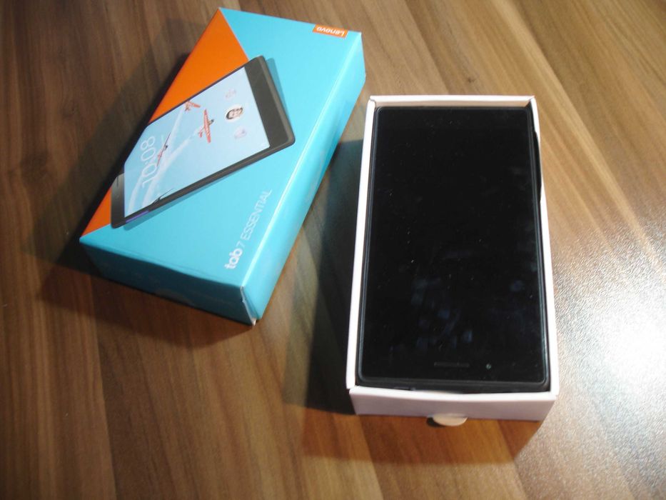 Таблет Lenovo Tab 7 Essential