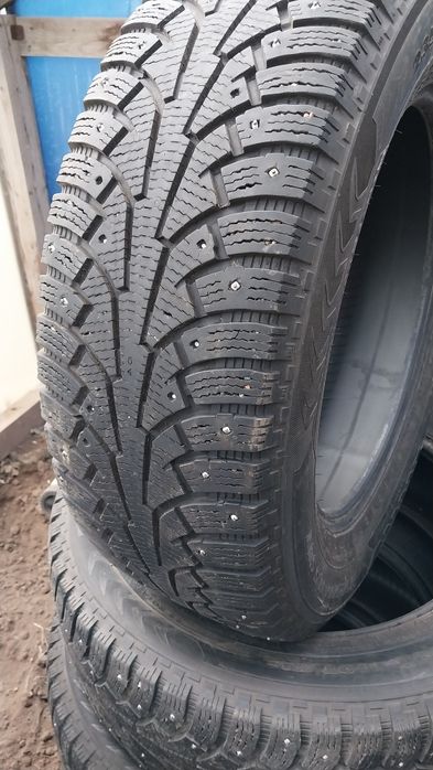 Продам резину на джип