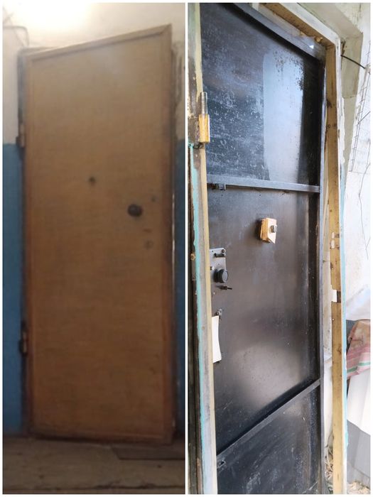 Продам дверь железная .открывается с права на лево. 1 этаж. .