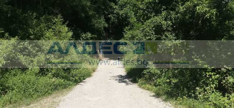 Продава се Парцел в с. Храбърско, Област София-област - 4880 кв.м за 35 €/кв.м - Снимка #1