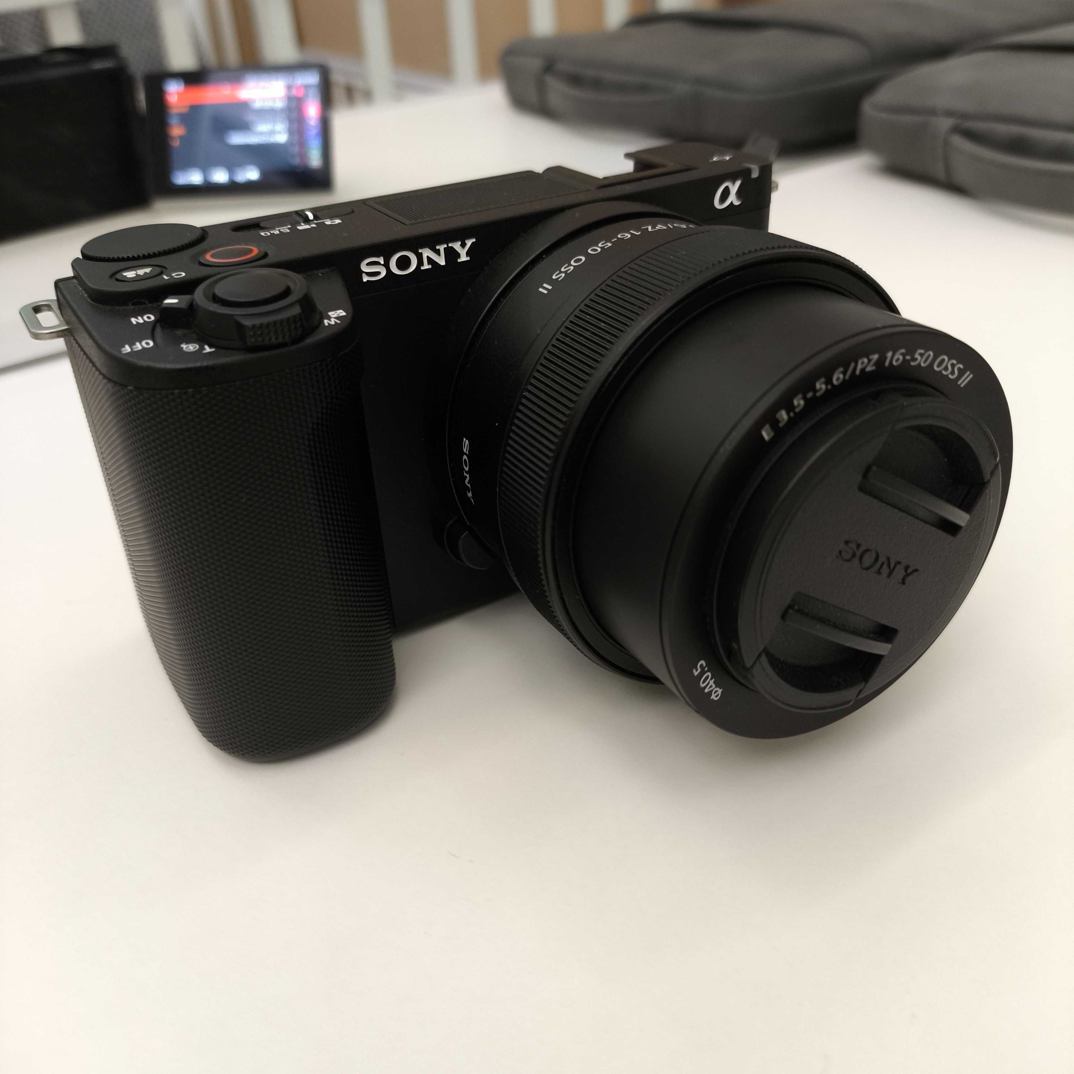 Sony ZV-E10 II — идеальное состояние, как новая