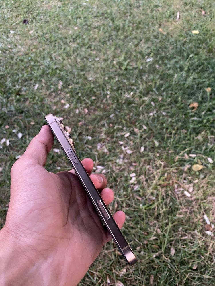 Iphone 16 pro max 256 gb desert gold