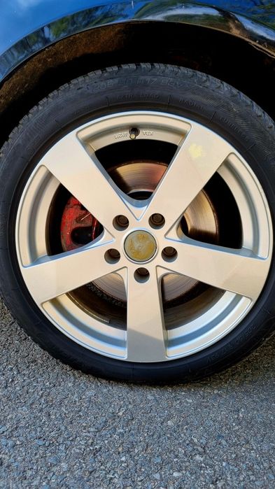 Vând VW passat       .