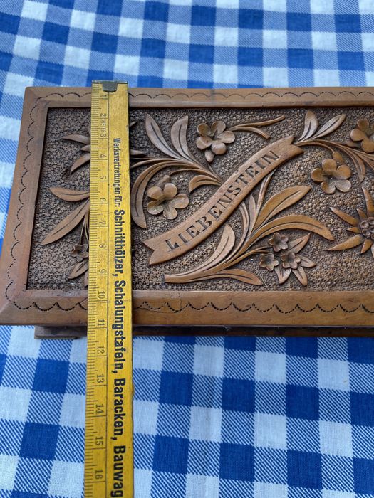 Cutie lemn de trandafir anii 1930