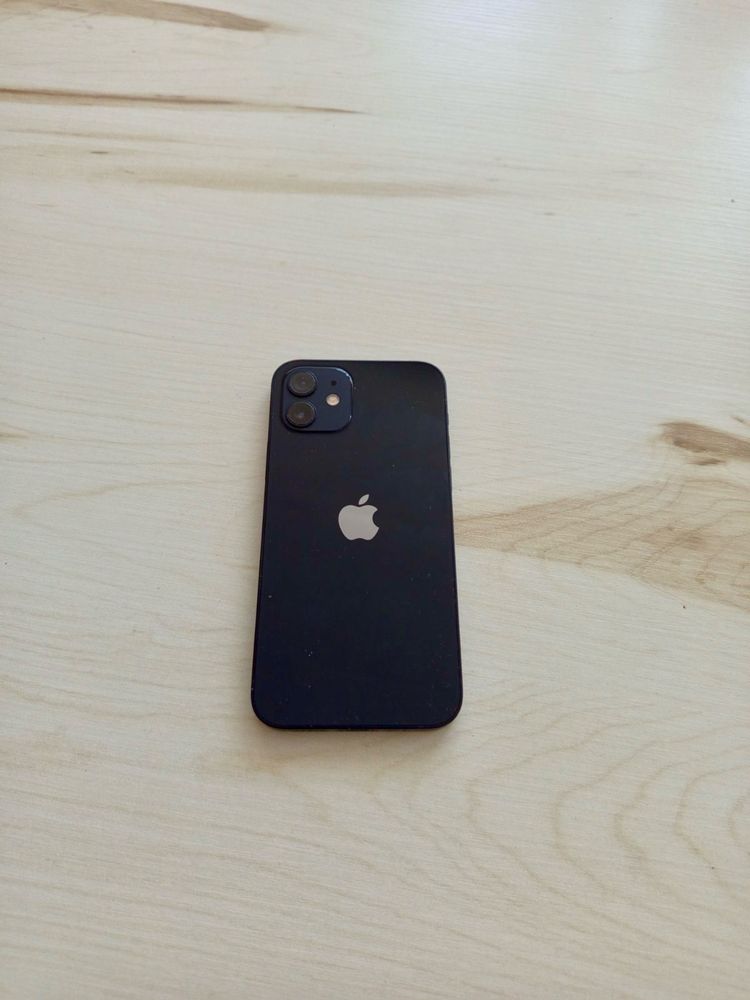 İphone 12 като нов