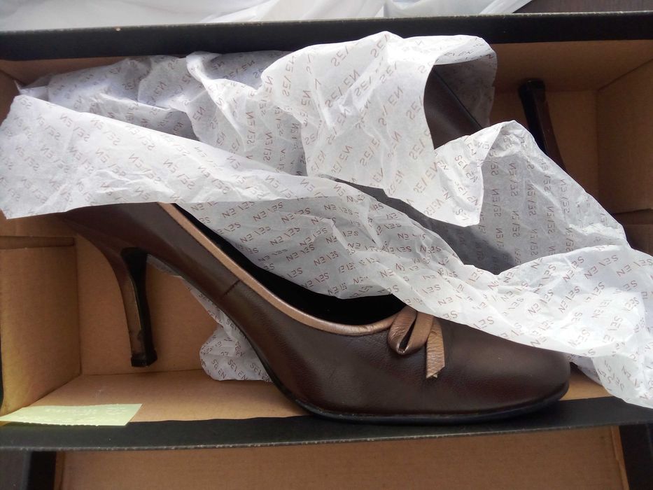 Елегантни Обувки 37 1/2  - 50 лв.