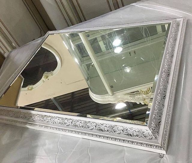 Зеркало красивое