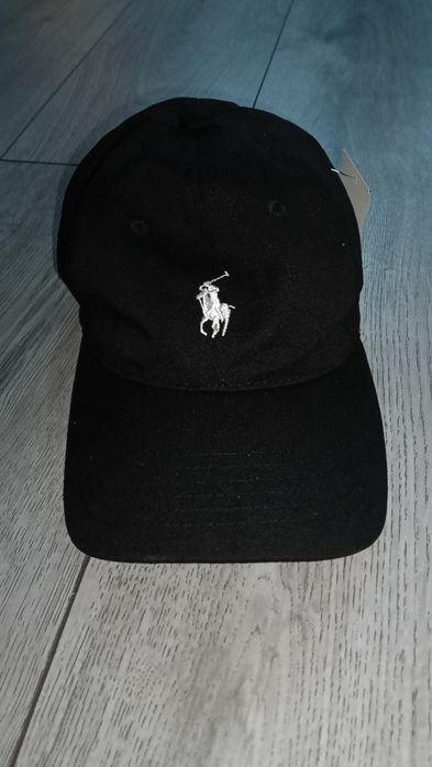 Șapcă polo 3 culori insigne diferite