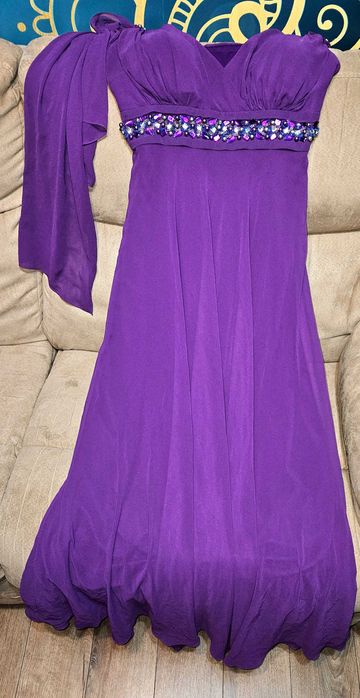 Rochie lunga mov cu pietre aplicate,marimea 46