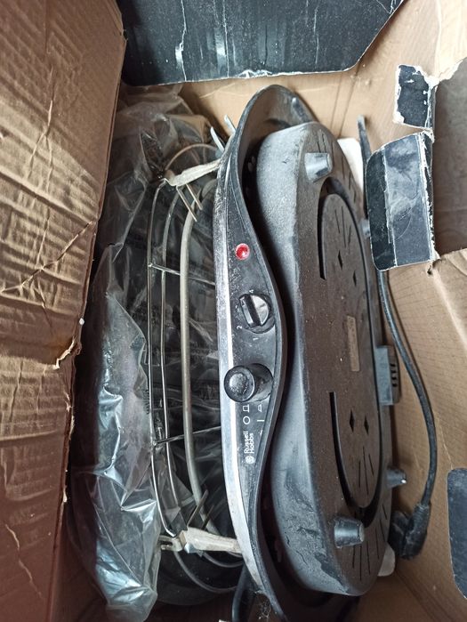 Vand grill cu tavi si placa de granit pt cine vrea sa mance sanatos