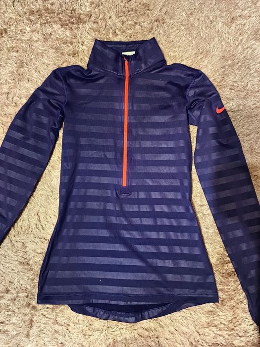 Блуза  на  Nike Pro