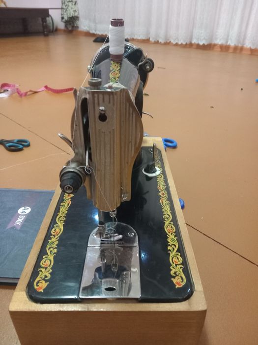 Тикув машина янги холатда