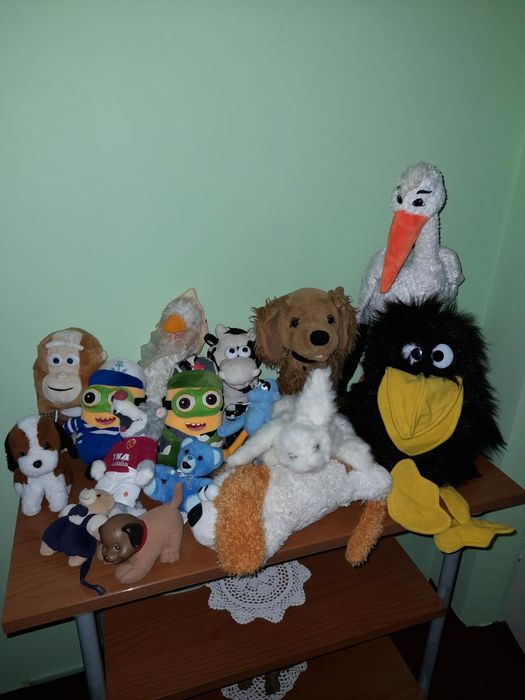 Plușuri diferite modele și diferite mărimi