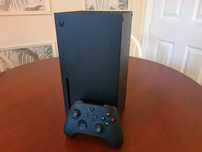 Xbox series X 
В наличии два гейпада(один черный,один белый)
Полная ко