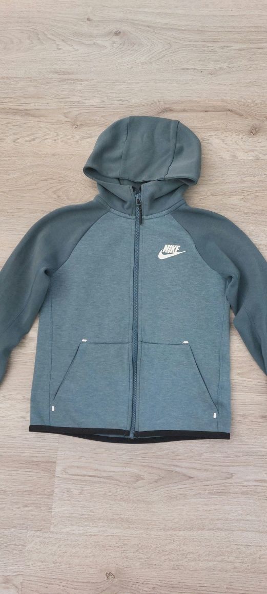 Детско горнището Nike tech