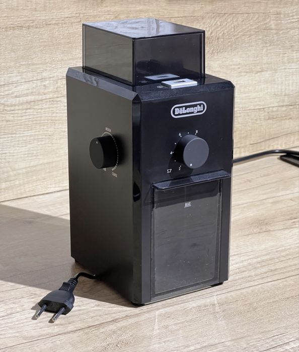 Кофемолка Delonghi