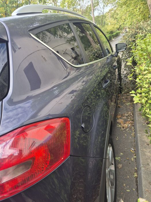 Vând Ford kuga 2012