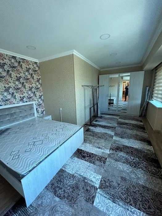 Продаётся 4-комнатная квартира в Мирабадском районе (Ц-1, Бибигон)