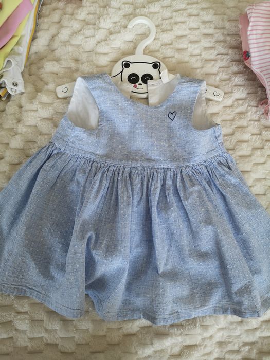 Vând lot de hăinuțe 6-9 luni H&M