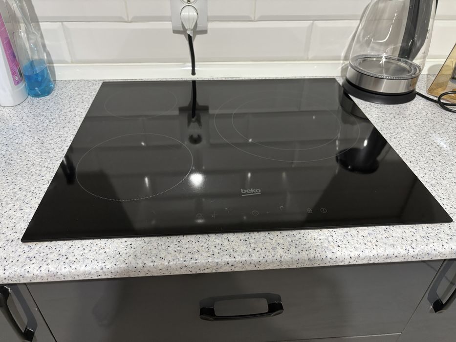 Поверхность электрическая индукционная BEKO.