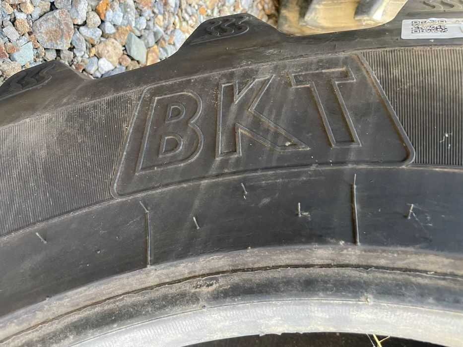 Cauciucuri 540/65r28 bkt Radiale Sh pentru Tractor case fata fendt