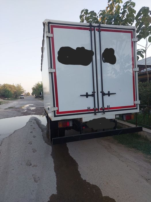 Isuzu yuk mashinasi tez va arzon sotiladi metanda