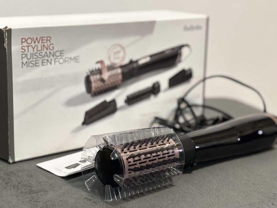 Perie rotativa Babyliss noua