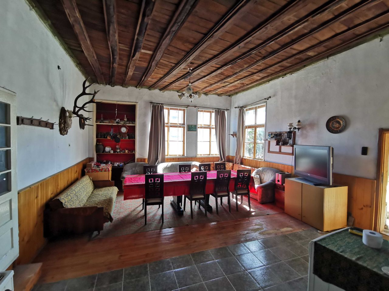 Продава се Къща в Варна, Червен площад - 270 кв.м за 260 €/кв.м - Снимка #4