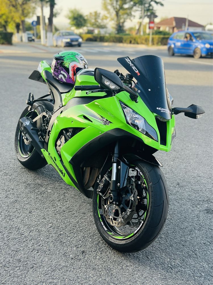 Dezmembrez Kawasaki Ninja ZX10R 2011-2015