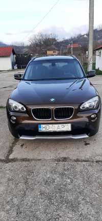 BMW X1 Primul proprietar in Romania.Stare perfecta estetic si tehnic.