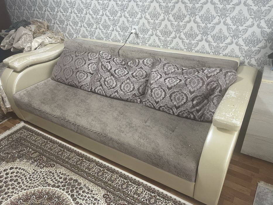 Мягкий уголок(диван+кресло)