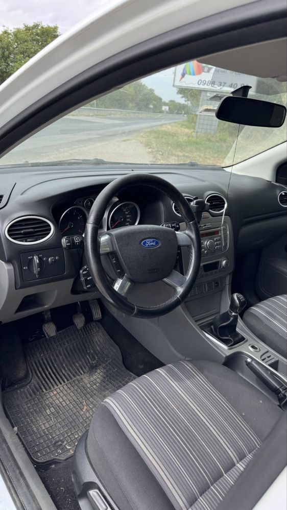 Ford focus, 2,0 бензин, 2009 година