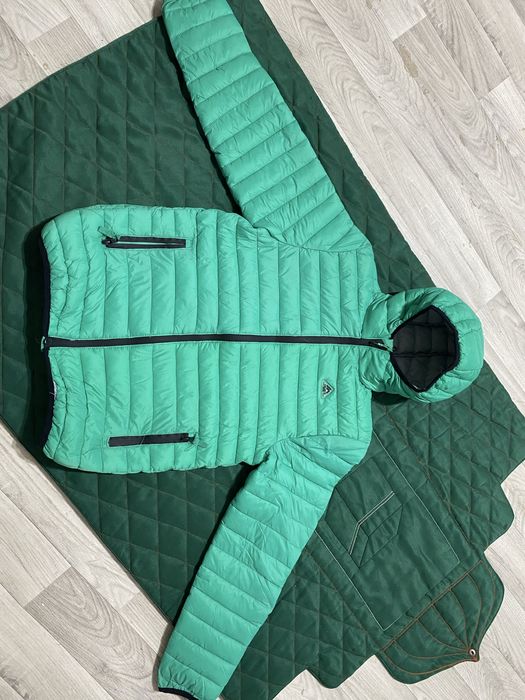 Продам куртку весеннюю. Новая. Размер 146. Можно мальчикам и девочкам