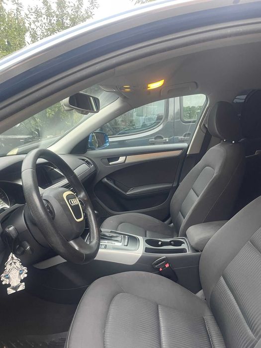 Audi A4, B8, an 2012, motor 1.8 TFSI, cutie S-tronic, 155.800 Km