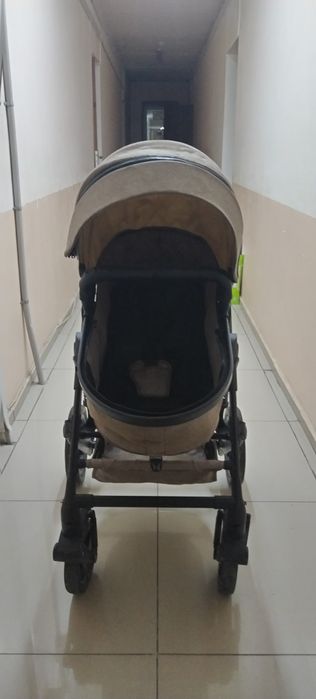 Продаётся Коляска Зимняя