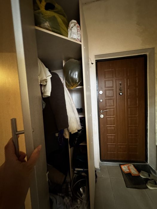 Продам прихожий шкаф угловой