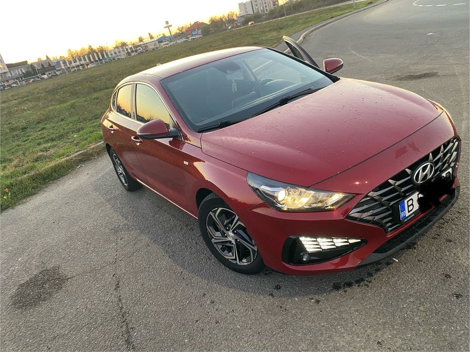 Hyundai I30 Fastback     Benzina+Electric