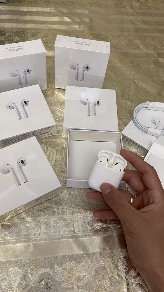 Без проводные наушники AirPods 2 LUX'.