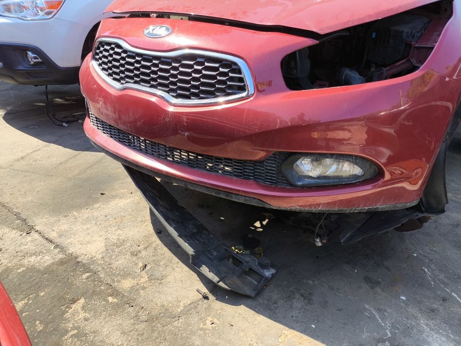 Предна броня за Kia Ceed