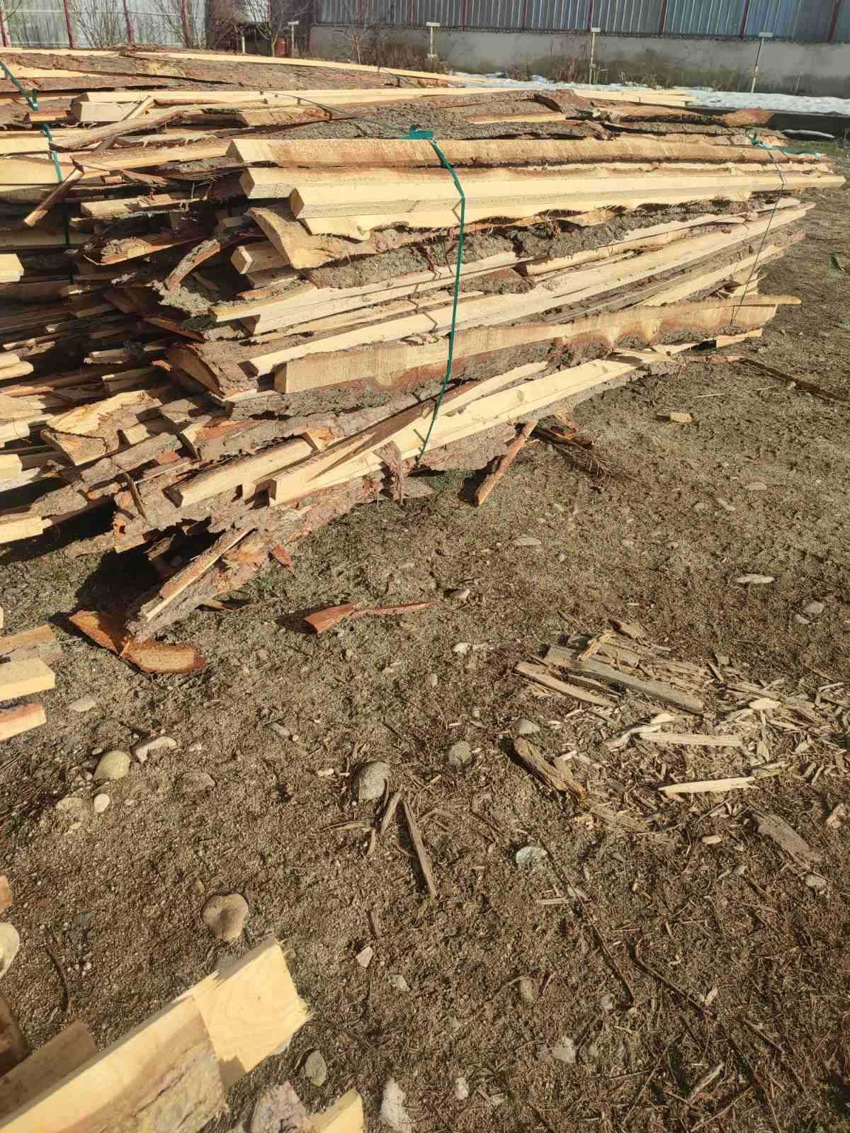 Продавам иглолистни изрезки