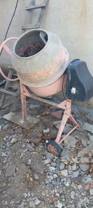 Бетонамешалка на 220в