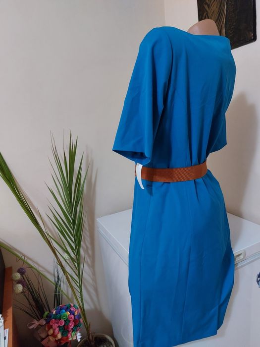 Стилна синя рокля